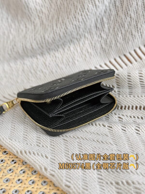 God Factory LV Wallet M60574 Full Leather Size 11 x 8.5 x 2 cm