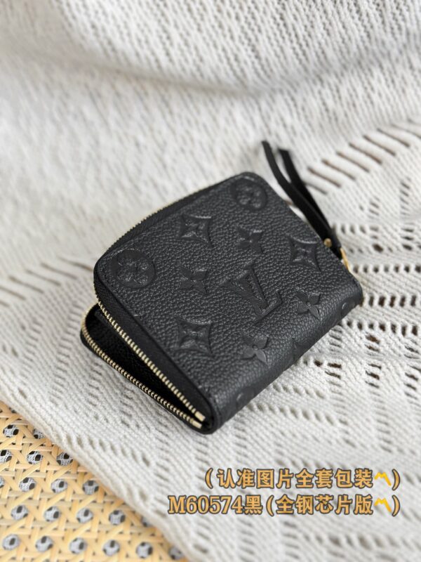 God Factory LV Wallet M60574 Full Leather Size 11 x 8.5 x 2 cm