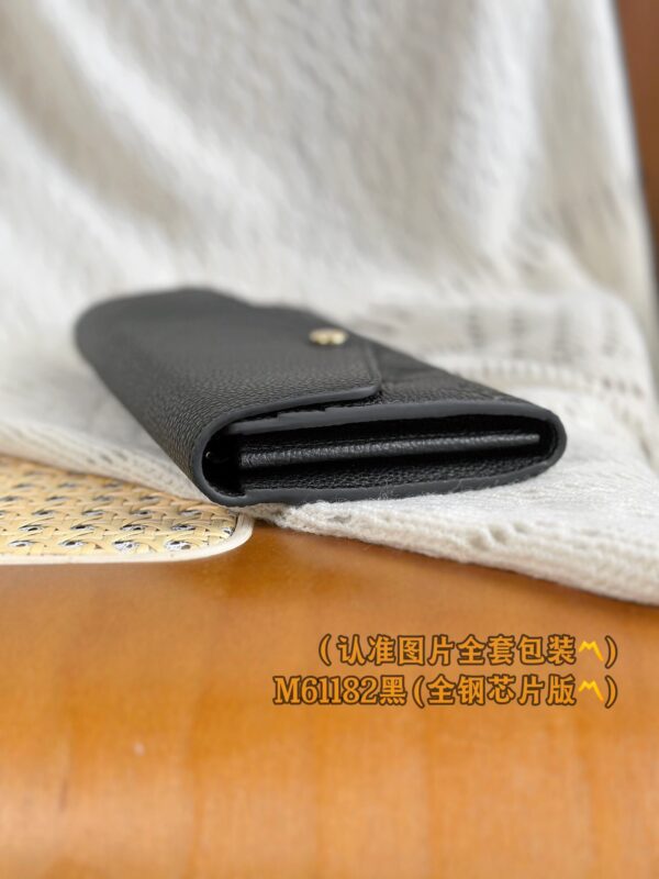 God Factory LV Wallet M61182 Full Leather Size 19 x 10.5 x 2 cm