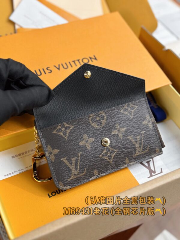 God Factory LV Wallet M69431 Size 13 x 8 x 2 cm