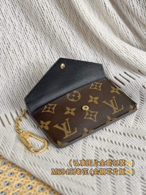 God Factory LV Wallet M69431 Size 13 x 8 x 2 cm