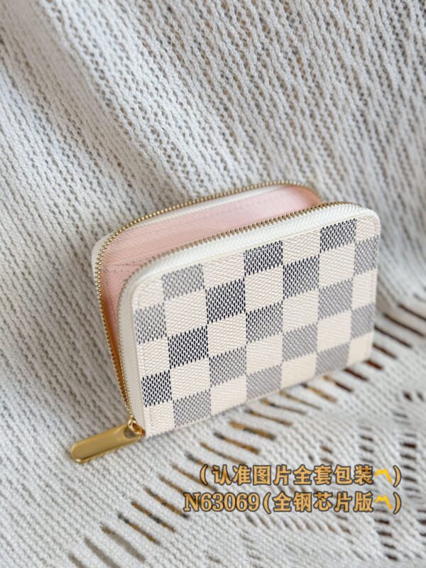 God Factory LV Wallet N63069 Pink Size 11 x 8.5 x 2 cm