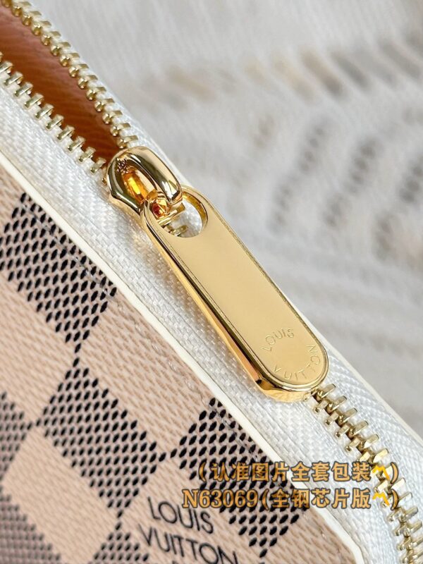 God Factory LV Wallet N63069 Pink Size 11 x 8.5 x 2 cm