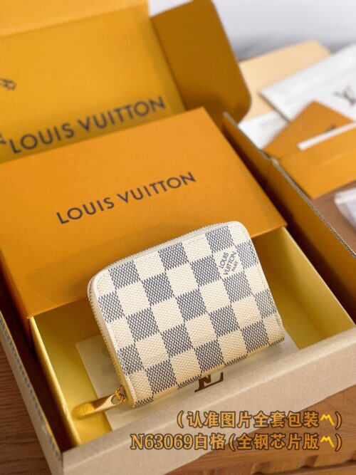 God Factory LV Wallet N63069 White Size 11 x 8.5 x 2 cm