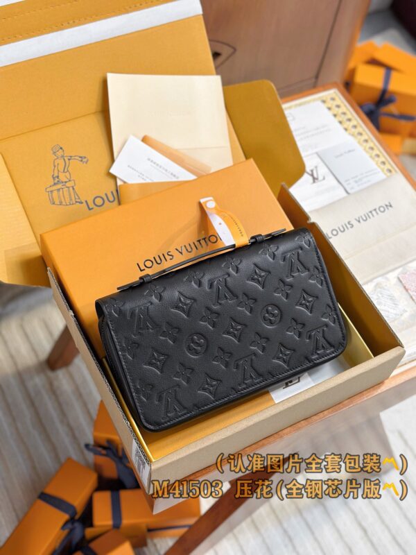 God Factory LV Wallet M41506 Size 23 x 15 x 4 cm