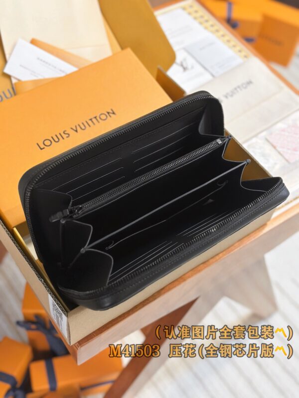 God Factory LV Wallet M41506 Size 23 x 15 x 4 cm
