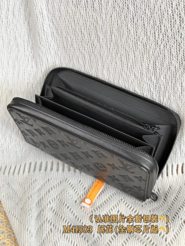 God Factory LV Wallet M41506 Size 23 x 15 x 4 cm