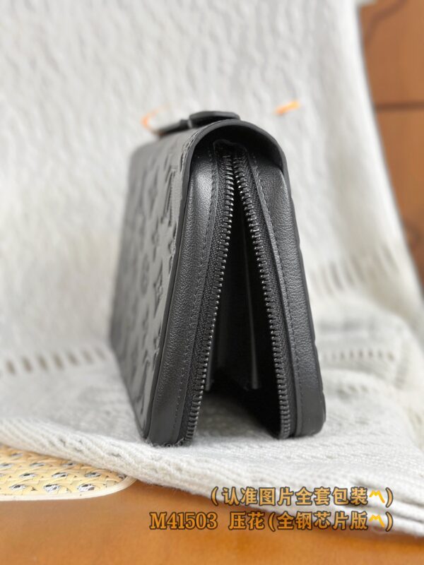 God Factory LV Wallet M41506 Size 23 x 15 x 4 cm