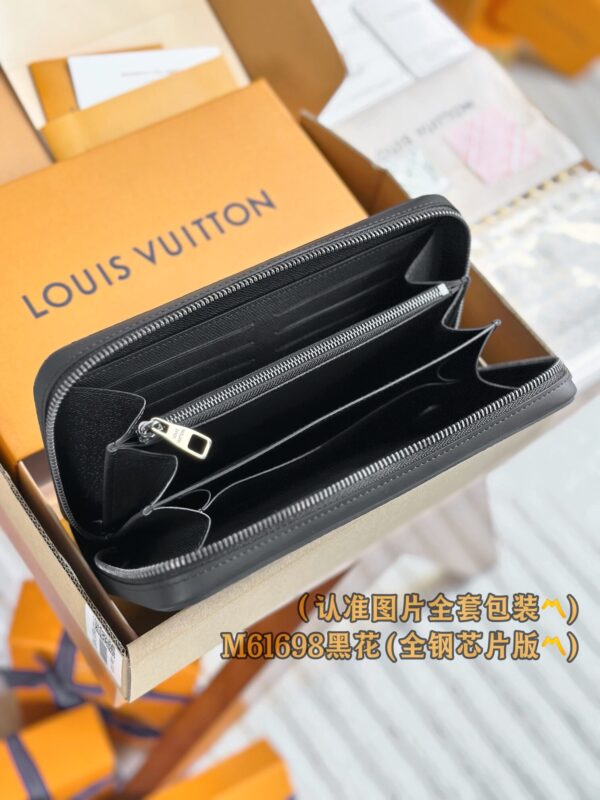 God Factory LV Wallet M61698 Black Flower Size 23 x 15 x 4 cm