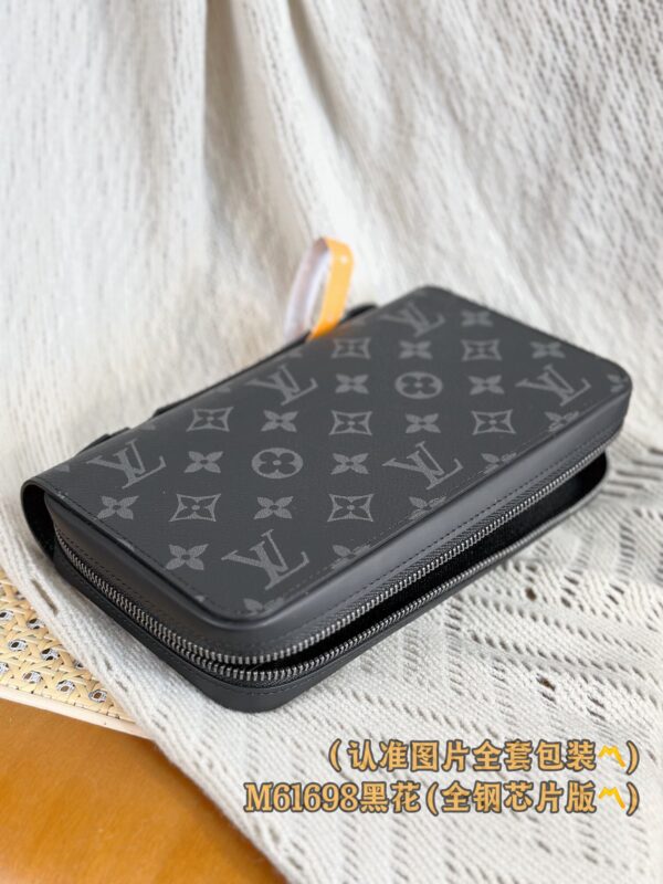 God Factory LV Wallet M61698 Black Flower Size 23 x 15 x 4 cm