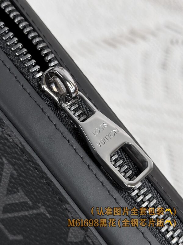 God Factory LV Wallet M61698 Black Flower Size 23 x 15 x 4 cm