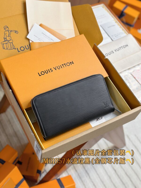 God Factory LV Wallet M61857 Black Size 19.5 x 10.5 x 2.5 cm