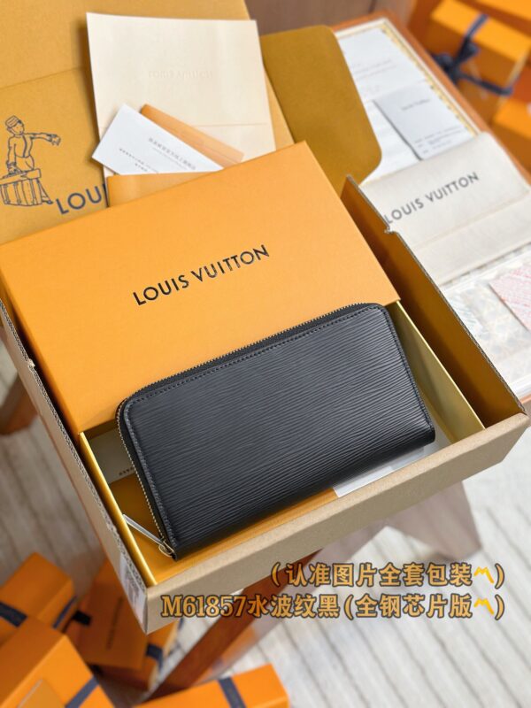 God Factory LV Wallet M61857 Black Size 19.5 x 10.5 x 2.5 cm
