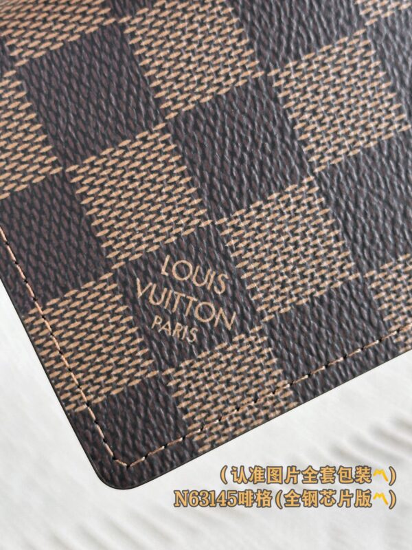 God Factory LV Wallet N63145 Coffee Size 7.5 x 11 x 1 cm