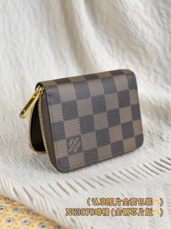 God Factory LV Wallet N63070 Coffee Size 11 x 8.5 x 2 cm