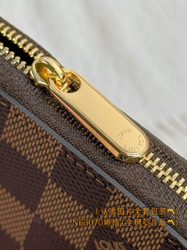 God Factory LV Wallet N63070 Coffee Size 11 x 8.5 x 2 cm