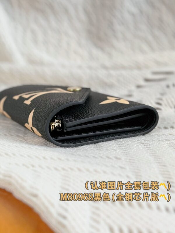 God Factory LV Wallet M80968 Black Size 12 x 9.5 x 2.5 cm