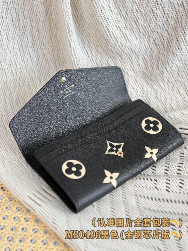 God Factory LV Wallet M80496 Black Size 19 x 10.5 x 2 cm