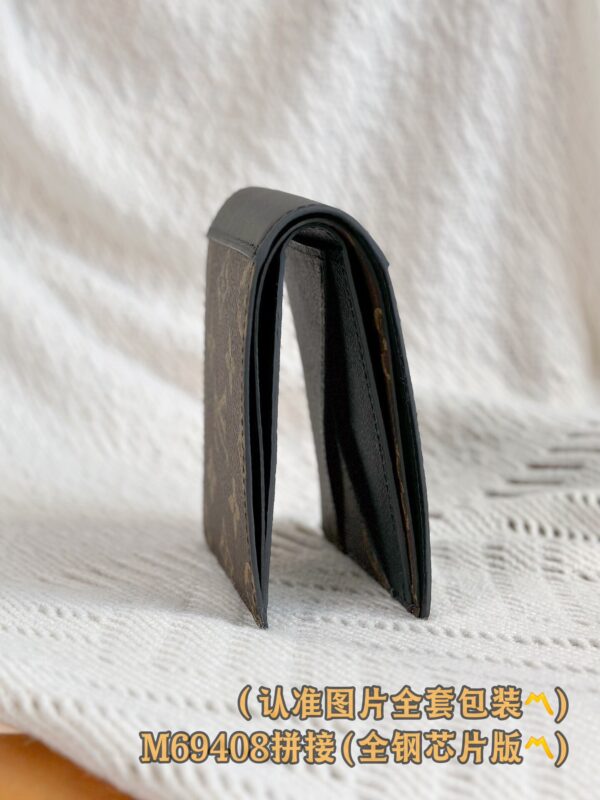 God Factory LV Wallet M69408 Size 11.5 x 9 x 1.5 cm
