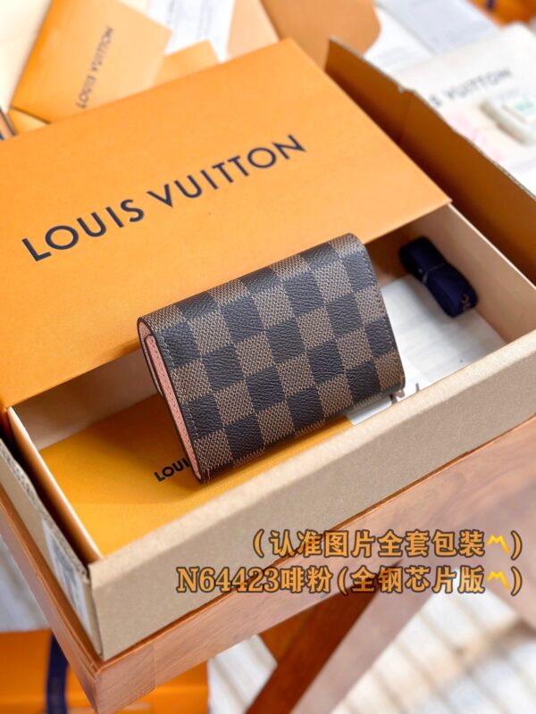 God Factory LV Wallet N64423 Coffee Pink Size 11 x 8 x 2.5 cm
