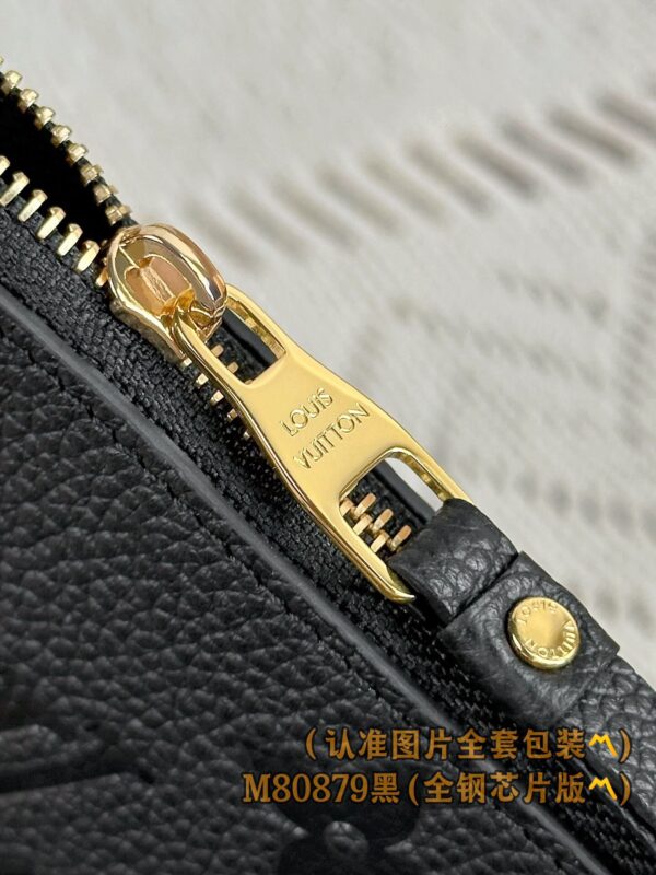 God Factory LV Wallet M80879 Black Size 12 x 7 x 1.5 cm
