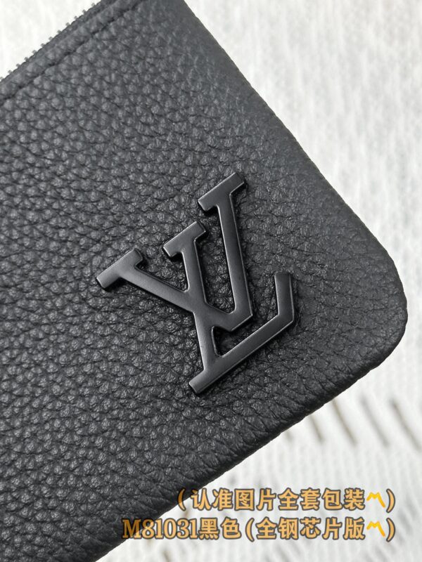 God Factory LV Wallet M81031 Black Size 12 x 7 x 1.5 cm