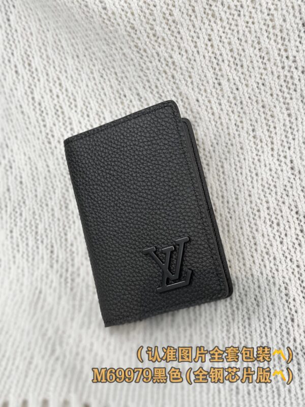 God Factory LV Wallet M69979 Black Size 7.5 x 11.1 x 1 cm