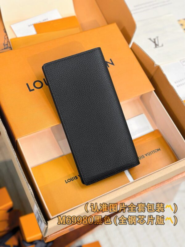 God Factory LV Wallet M69980 Black Size 10 x 19 x 2 cm