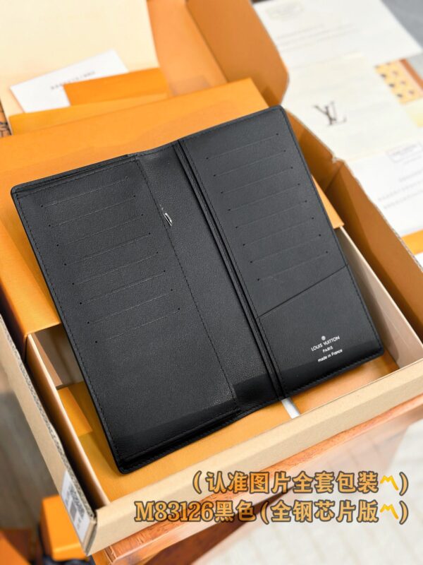 God Factory LV Wallet M83126 Black Size 10 x 19 x 2 cm