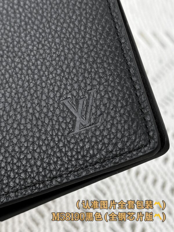God Factory LV Wallet M58190 Black Size 7.5 x 11.1 x 1 cm