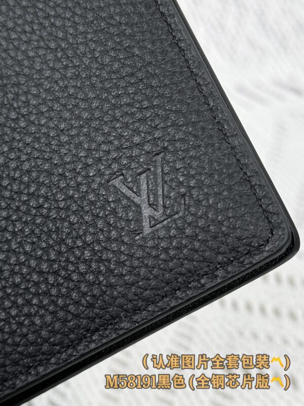 God Factory LV Wallet M58191 Black Size 11.5 x 9 x 1.5 cm