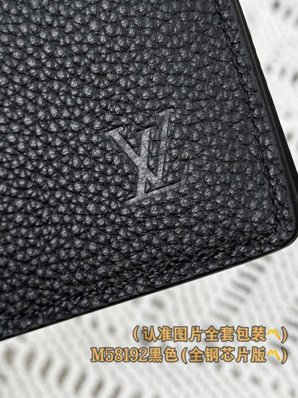 God Factory LV Wallet M58192 Black Size 10 x 19 x 2 cm