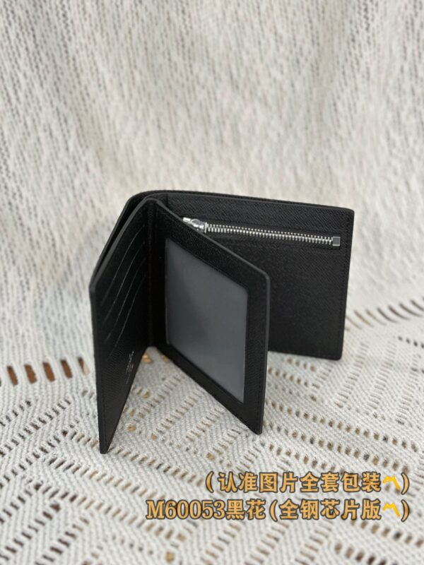 God Factory LV Wallet M60053 Black Flower Size 11.5 x 9.5 x 2 cm