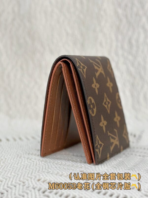 God Factory LV Wallet M60053 Old Size 11.5 x 9.5 x 2 cm