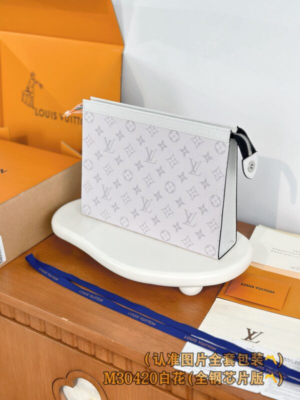 God Factory LV Wallet M30423 White Flower Size  27 x 21 x 6 cm