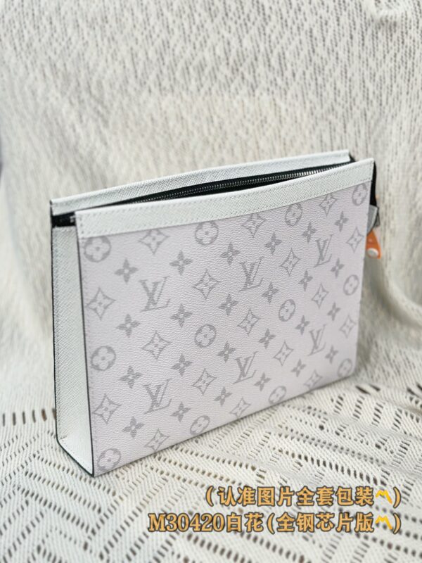 God Factory LV Wallet M30423 White Flower Size  27 x 21 x 6 cm