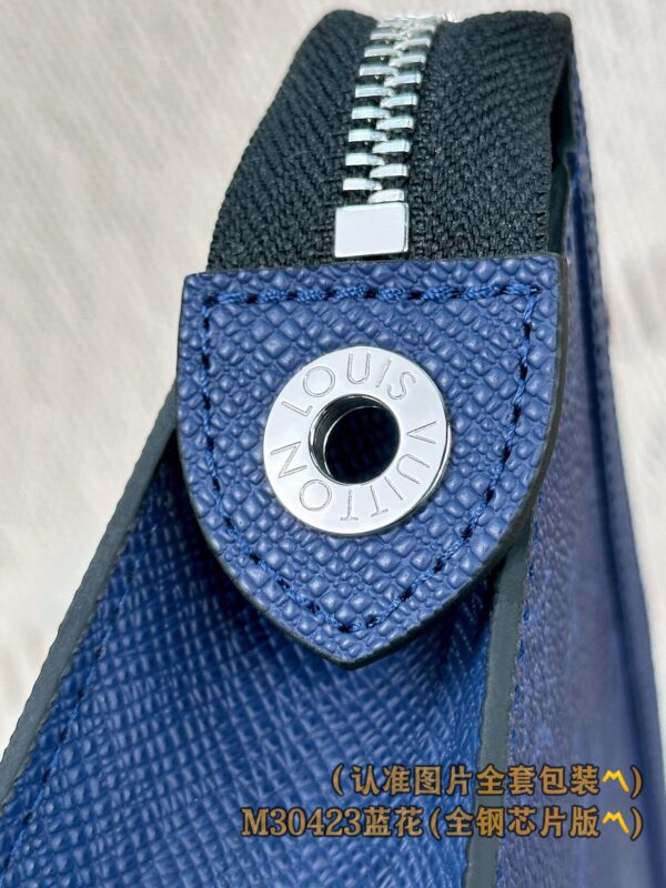 God Factory LV Wallet M30423 Blue Flower Size 27 x 21 x 6 cm