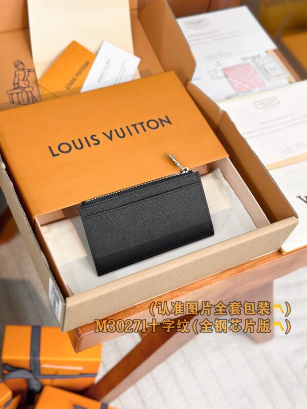 God Factory LV Wallet M30271 Cross Pattern Size 8.0x14.5x1.0 cm