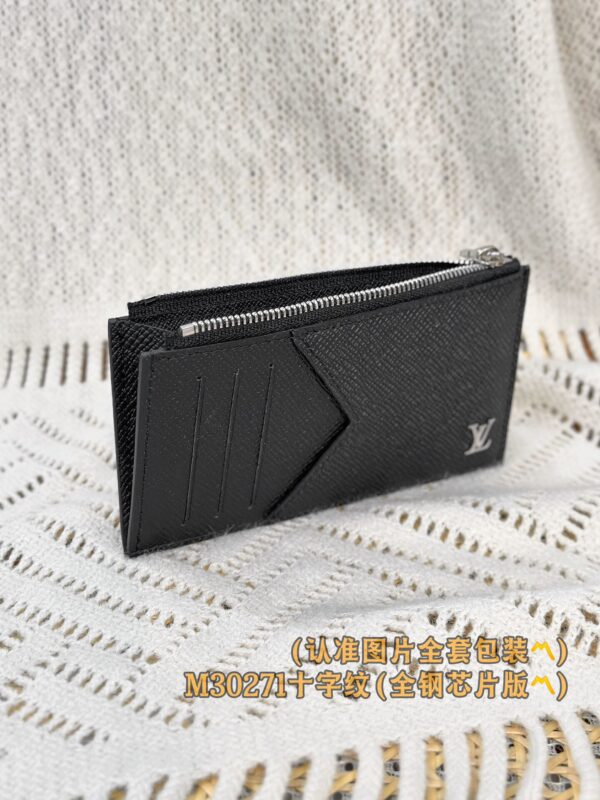 God Factory LV Wallet M30271 Cross Pattern Size 8.0x14.5x1.0 cm