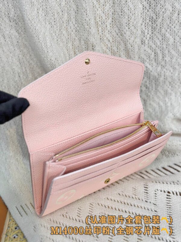 God Factory LV Wallet M14000 Pink Size 19 x 10.5 x 2 cm