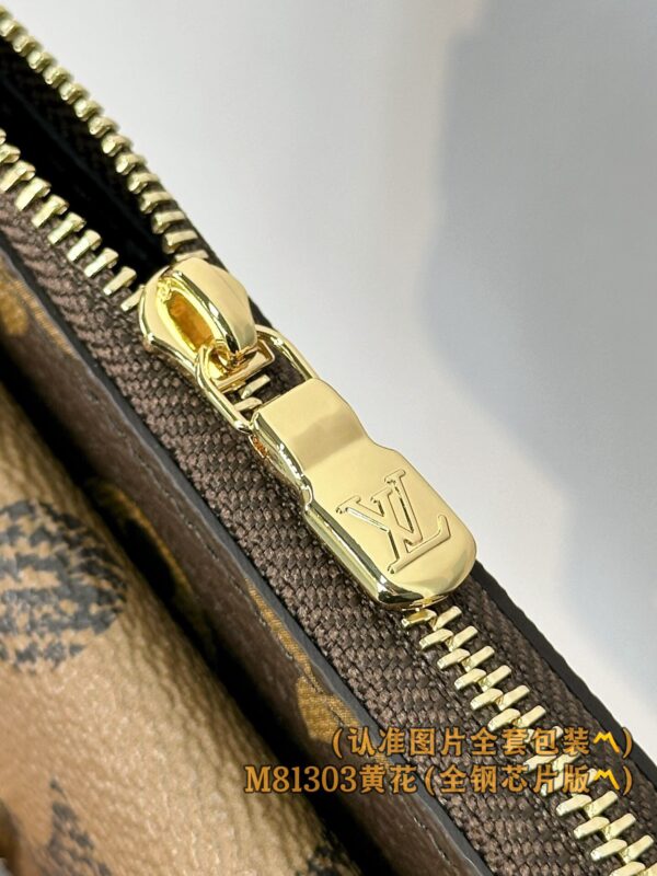 God Factory LV Wallet M81303 Recto Verso Size 13 x 8 x 2 cm