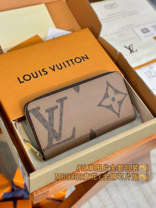 God Factory LV Wallet M69353 19.5 x 10.5 x 2.5 cm