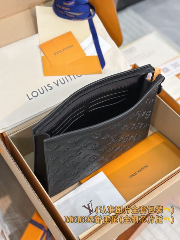 God Factory LV Wallet M61692 New Old / Pochette To-Go Size 27 x 21 x 6 cm