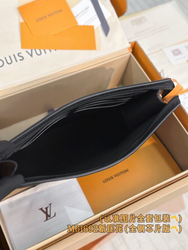 God Factory LV Wallet M61692 New Old / Pochette To-Go Size 27 x 21 x 6 cm