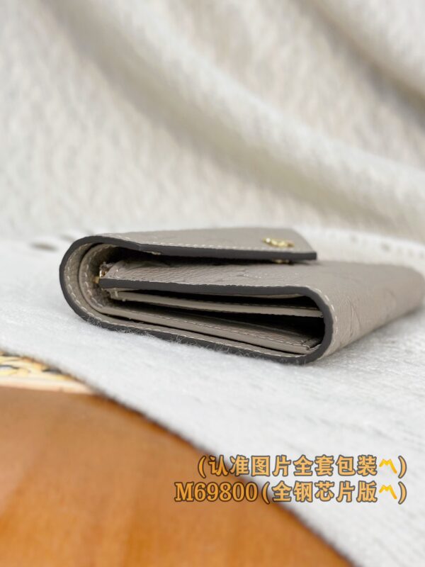 img_7565 God Factory LV Wallet M69800 ZOÉ Size 9.5 x 7.5 x 3 cm