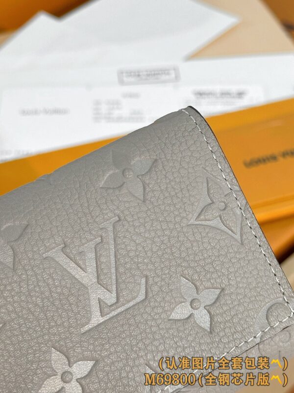img_7566 God Factory LV Wallet M69800 ZOÉ Size 9.5 x 7.5 x 3 cm