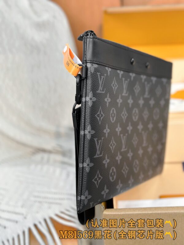 God Factory LV Wallet M81569 Pochette To-Go Black Flower Size 30 x 21.5 x 1 cm
