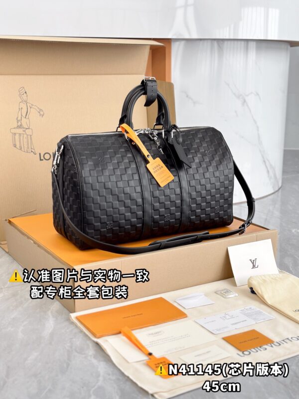 img_7678 N41145 Keepall 45 Damier Infini Leather Size 45x27x20 cm
