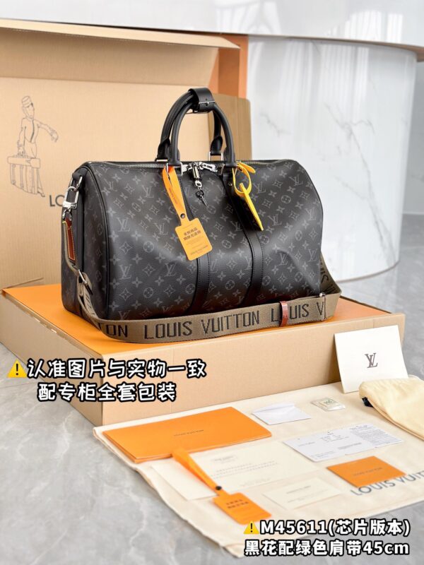 img_7733 M45611 Small Size Keepall 45 Monogram Eclipse Size 45 x 27 x 20 cm