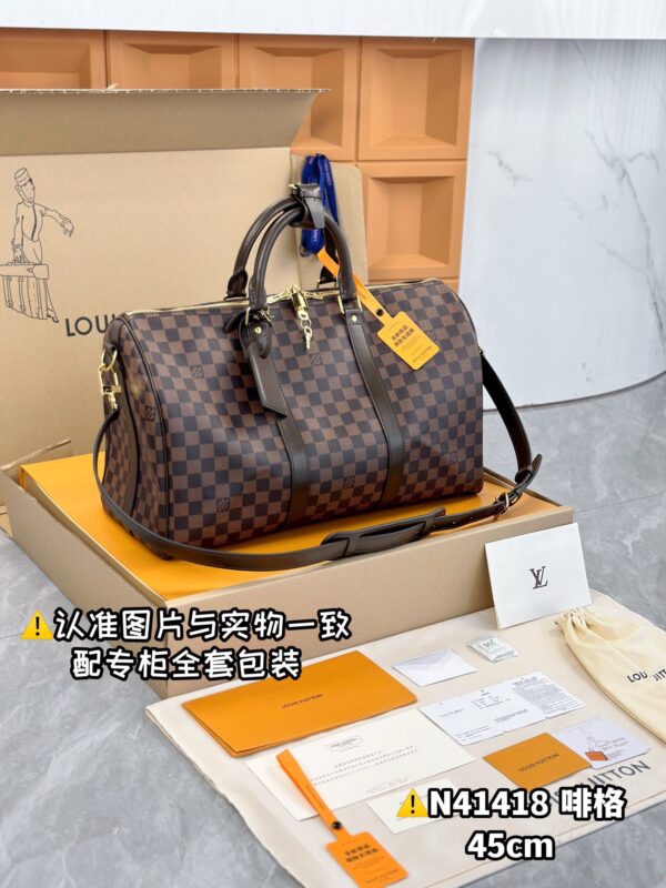 img_7765 N41418 Coffee Small KEEPALL BANDOULIÈRE 45 Size 45 x 27 x 20 cm
